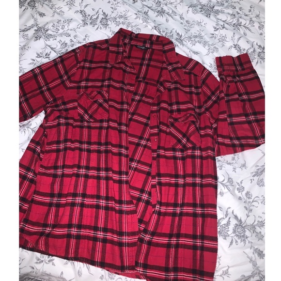Plaid flannel - Picture 1 of 2